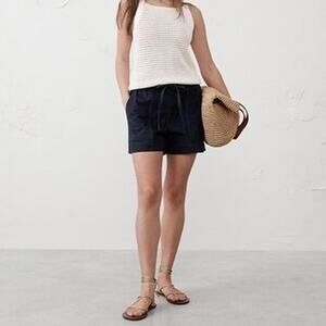 Banana Republic Women's Navy Blue Linen Blend 5" Pull On Camp Short - Size M